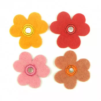 Felt shamrock flowers - 4 pcs Felt shamrock flowers - 4 pcs