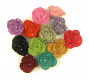 Felt roses 3D - 12 pcs