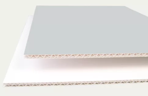 Múzeumi hullámkarton KLUG, savmentes, 100% cellulóz, famentes - 940 g/m2, 5,4 mm vastag, 100 x 172 
